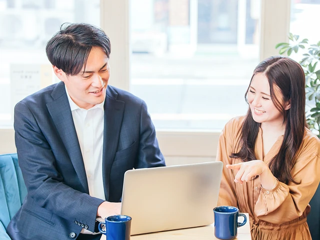 C社（スタートアップ企業）